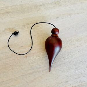 Pendule goutte en bois