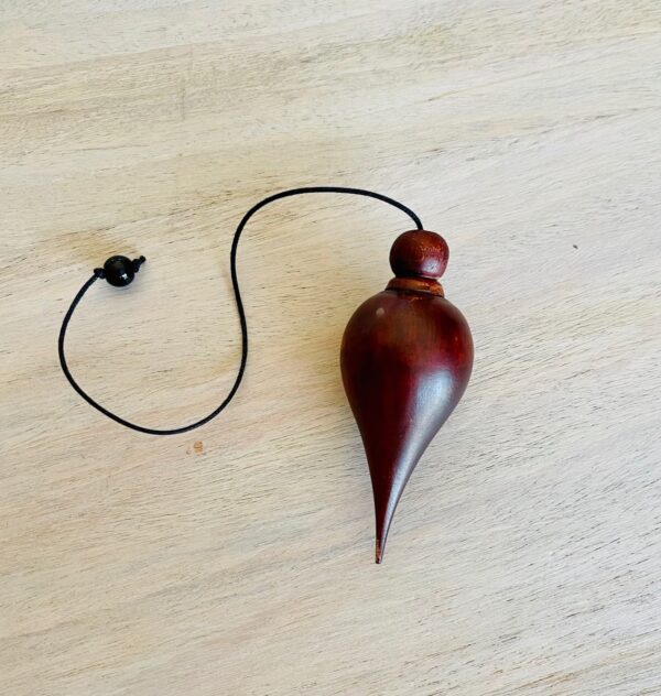 Pendule goutte en bois