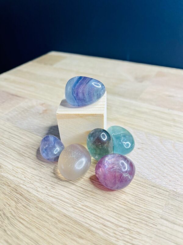Pierre roulée Fluorite multicolore