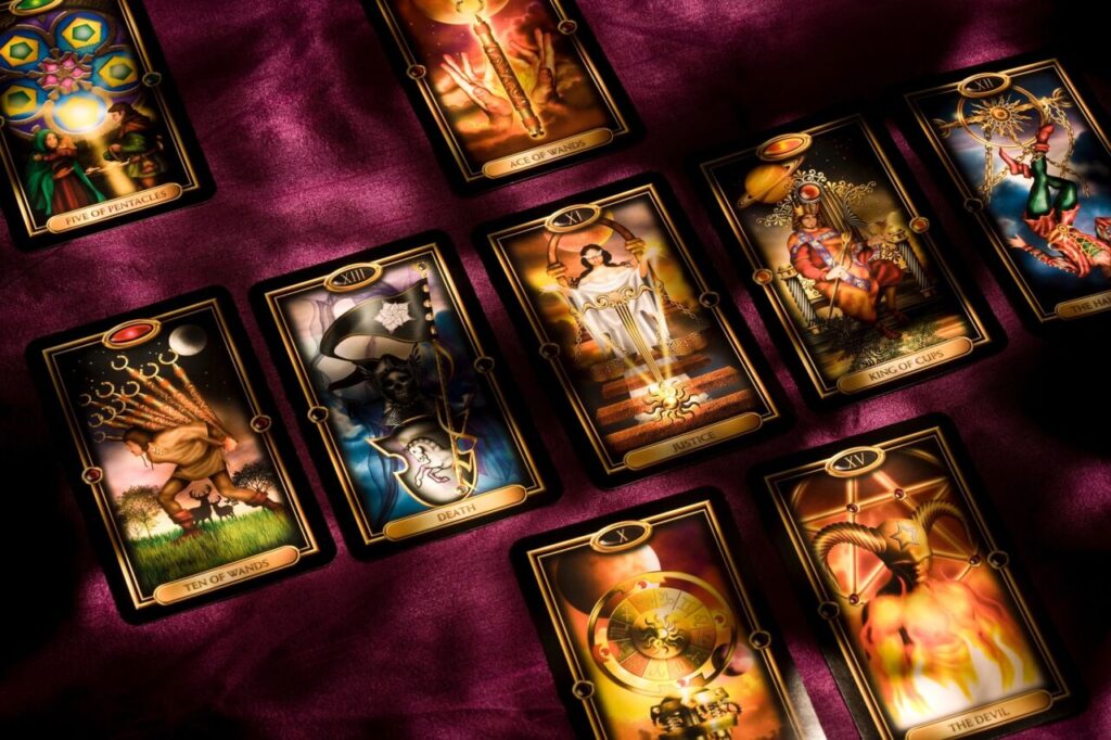 Tarot et oracle