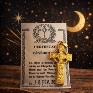 Pendentif Croix Celtique Dorée
