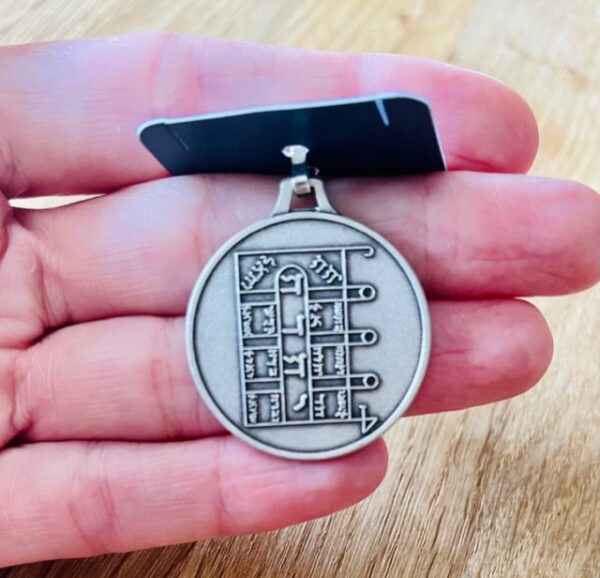 pendentif lune argenté
