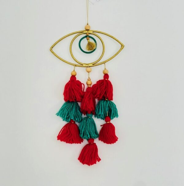 macramé oeil pompon