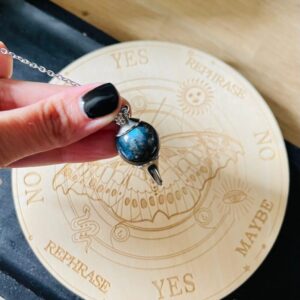 pendule boule labradorite