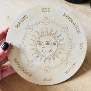 plaque divination soleil