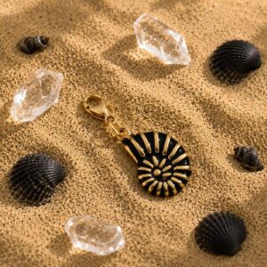 Charms Doré Ammonite